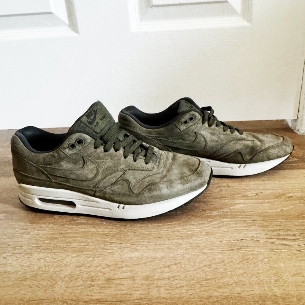 Nike - Air Max 1 Premium Suede Sneakers - Men - Olive Green **Limited Edition**